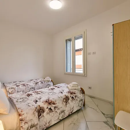 Dei Sogni Vicino Ospedale Borgo Trento,fiera E Arena Di *